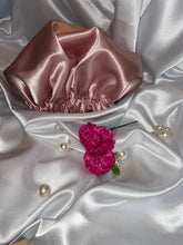 Load image into Gallery viewer, Dusty Rose Luxurious Bonnet
